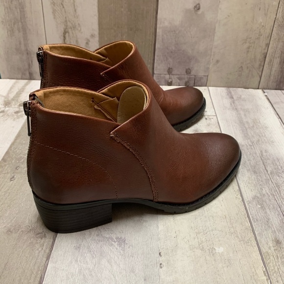 NWOB Montana Madison Leather Booties Size 7.5 - Picture 8 of 8